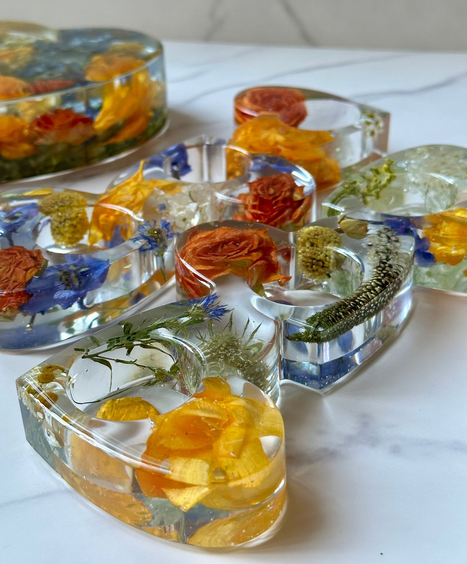 Resin flower preservation — wedding date frame Mr & Mrs Johnson