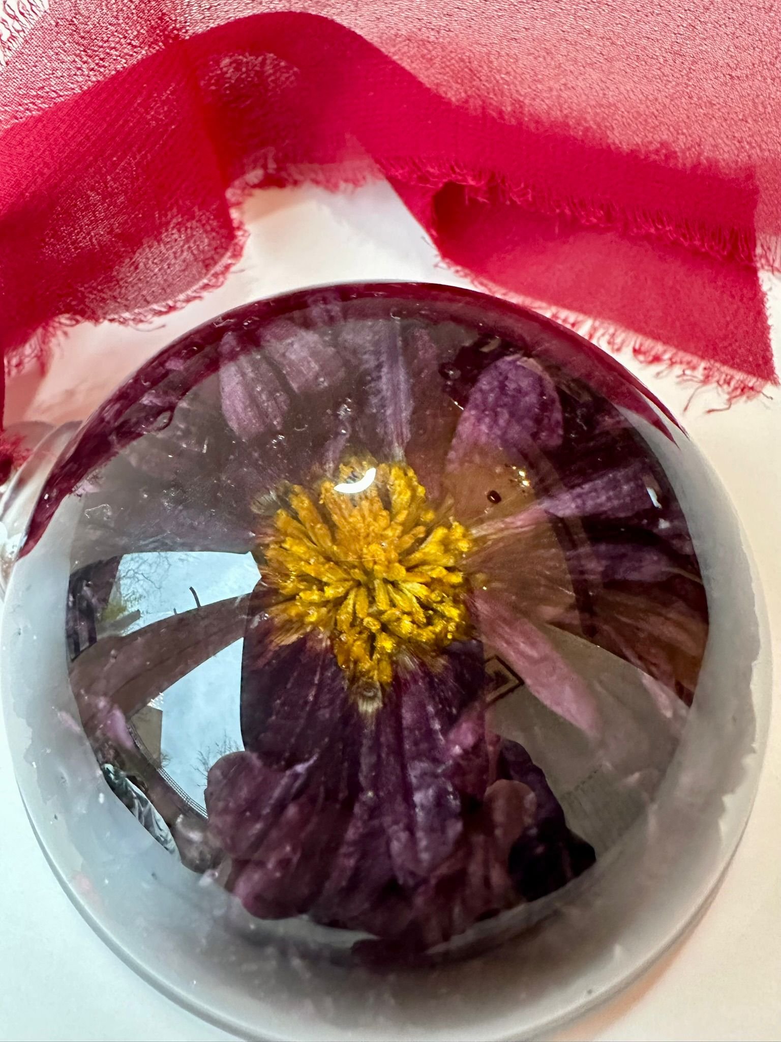 Resin flower preservation — purple globe ornament